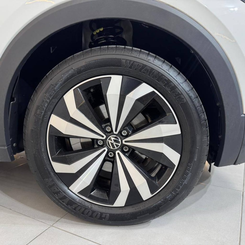 02d8728bf3e74396b20183e9fc05b888_1765569699601