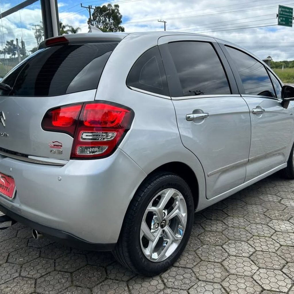 SaveClip.App_589011638_18085611098029712_1515579503804157262_n