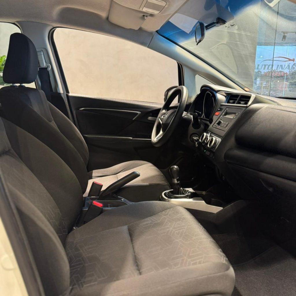 WhatsApp-Image-2025-12-09-at-15.37.34