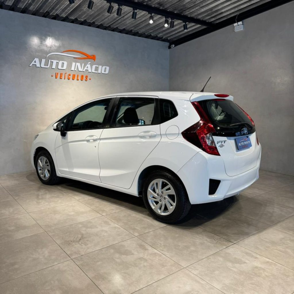 WhatsApp-Image-2025-12-09-at-15.37.35-1