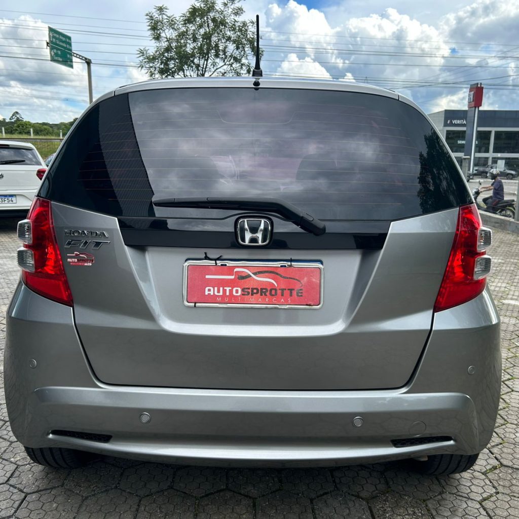 WhatsApp-Image-2025-12-09-at-15.58.37