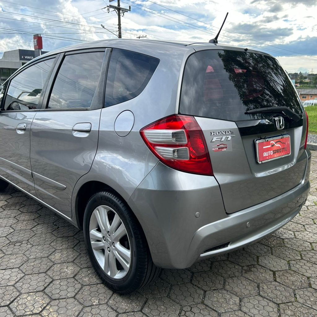 WhatsApp-Image-2025-12-09-at-15.58.39